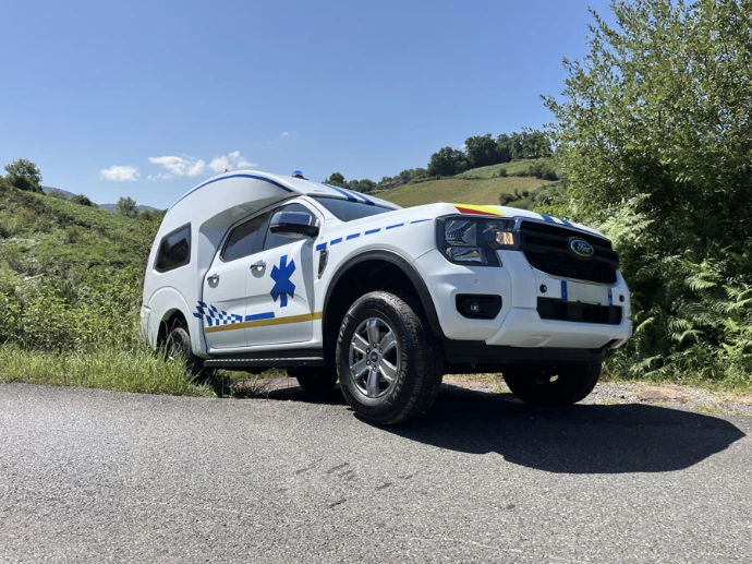 import ambulance 4x4 reunion 974