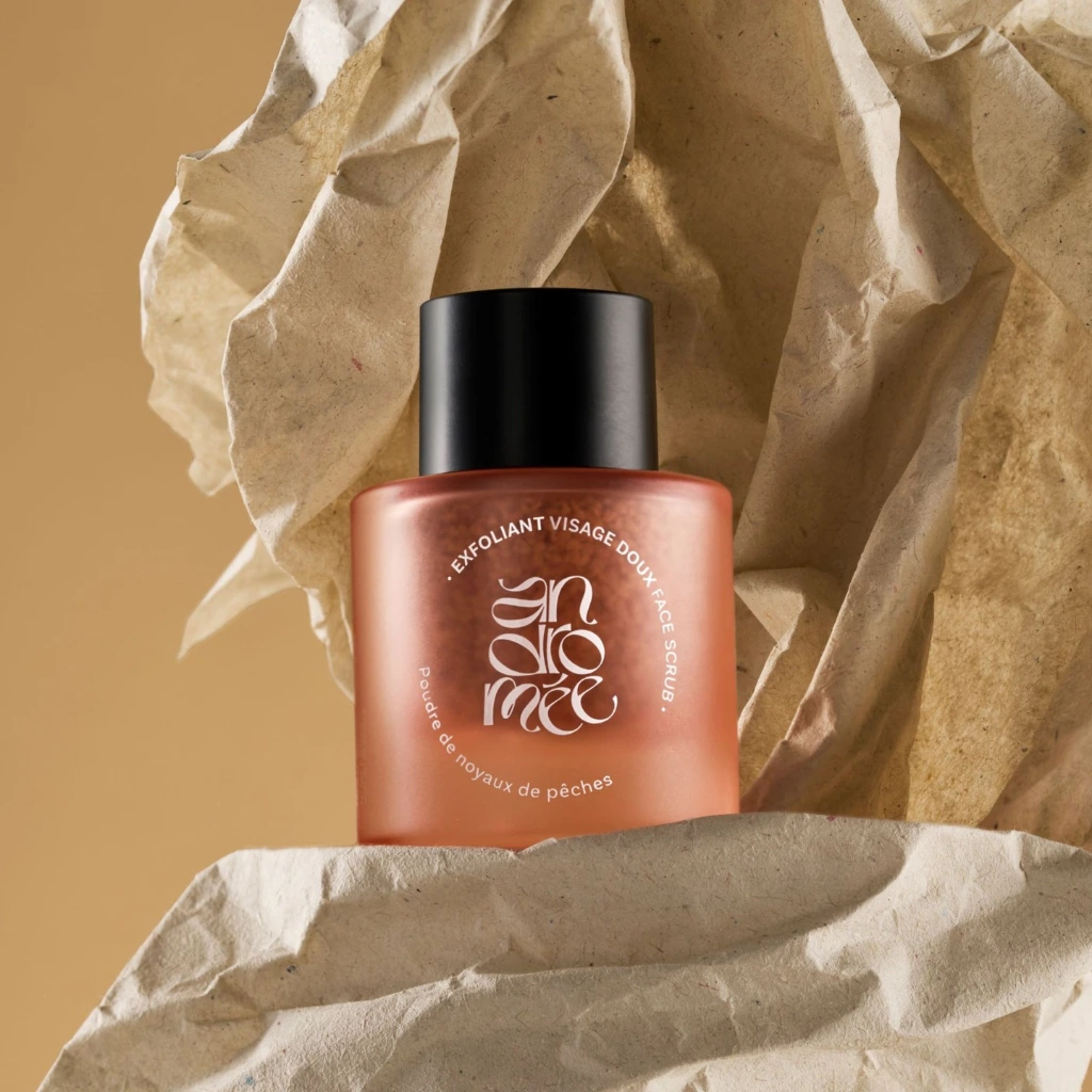 Exfoliant Visage à la Poudre de Noyaux de Pêche Andromée 15ml3.webp